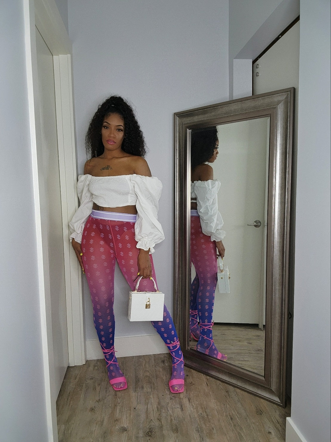 Pretty money "bottoms